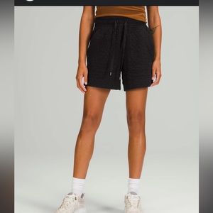 Rippled Super High Rise short size 6